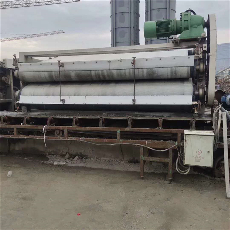 银川二手绿丰带式压滤机 出售二手绿丰带式压滤机报价 先进的技术